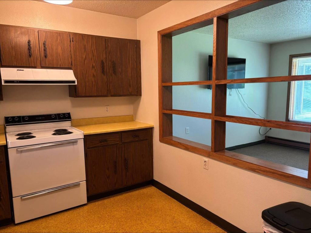 Dakota Village • 1 Bedroom Apartment thumbnail 6